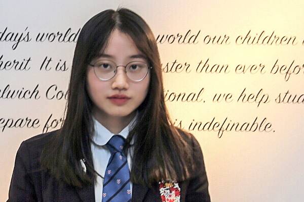 德威学子收获美国政治名校录取 | Elena Admitted into GWU