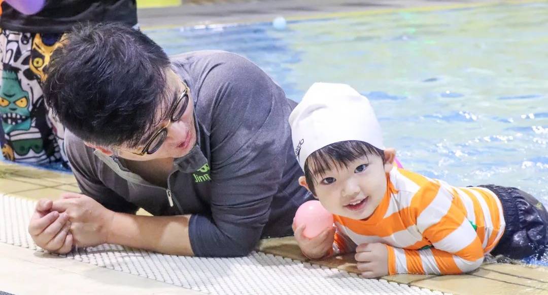 Family Fun Swimming in Toddlers