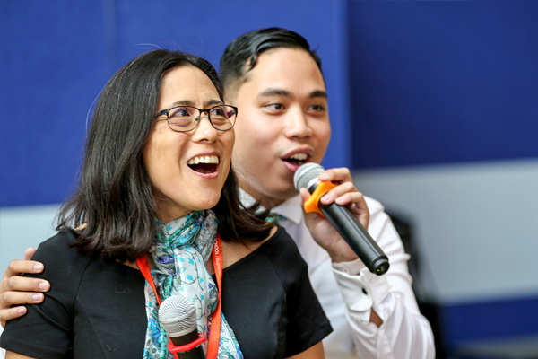 Dulwich International High School Sing Off