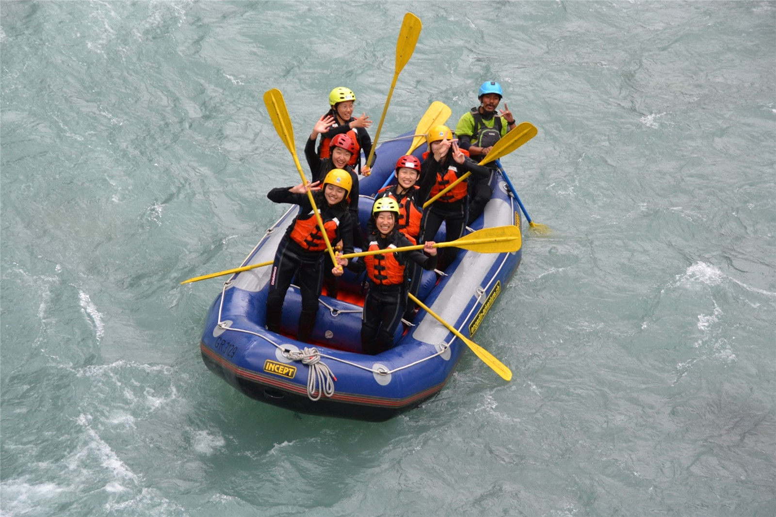 Hannah and Sarah’s rafting group