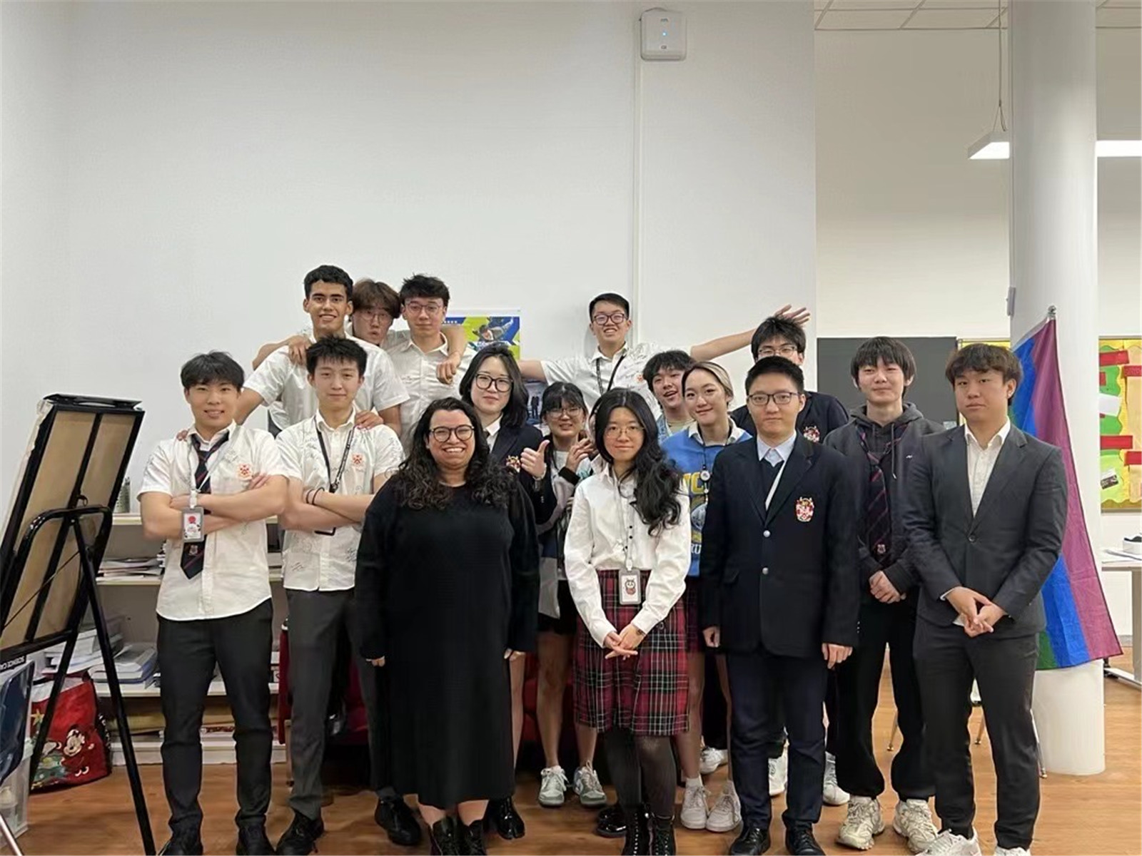 中学部恶作剧日的英语课照片