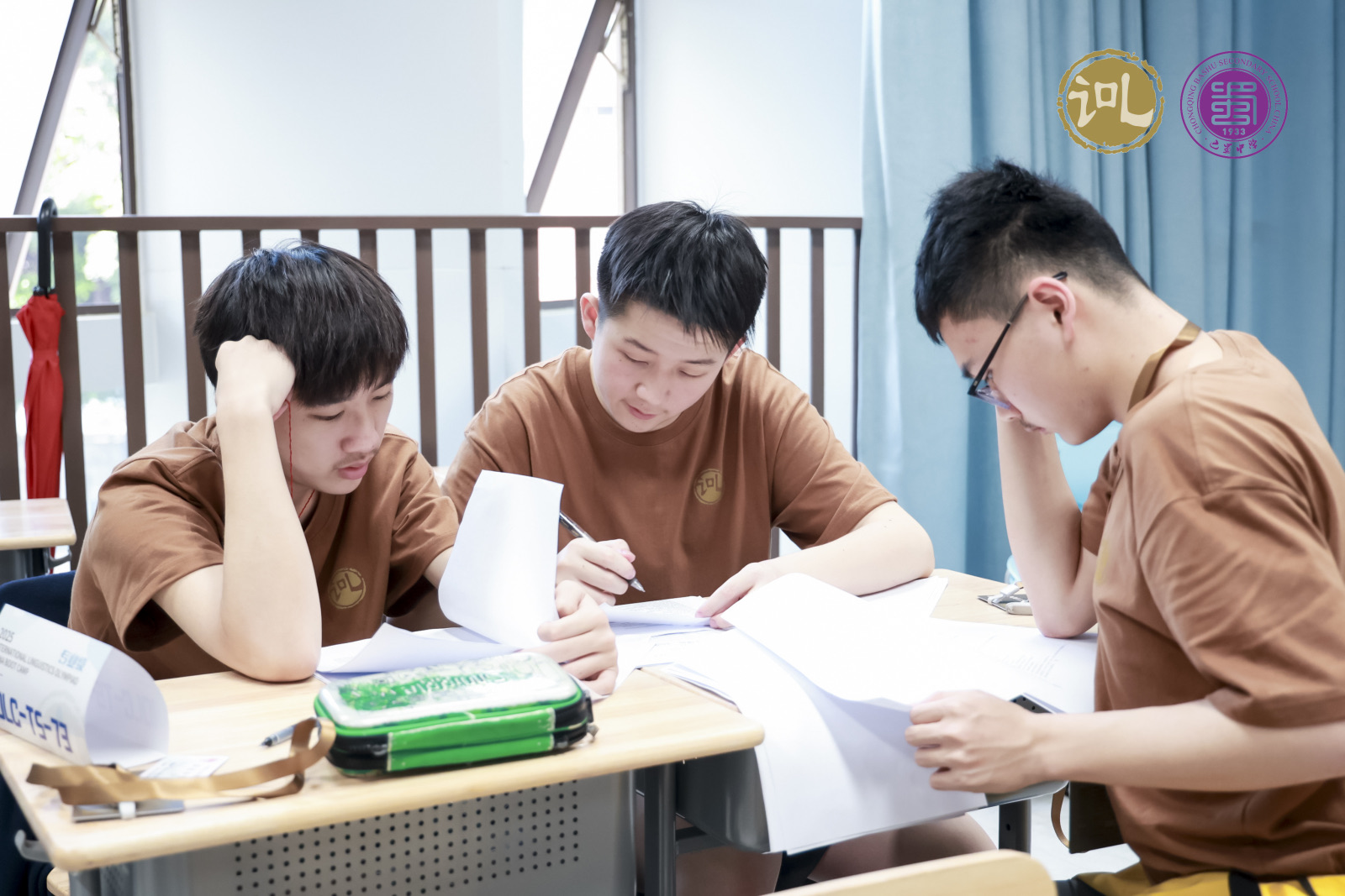 Garfield参加全国语言学奥林匹克学术活动