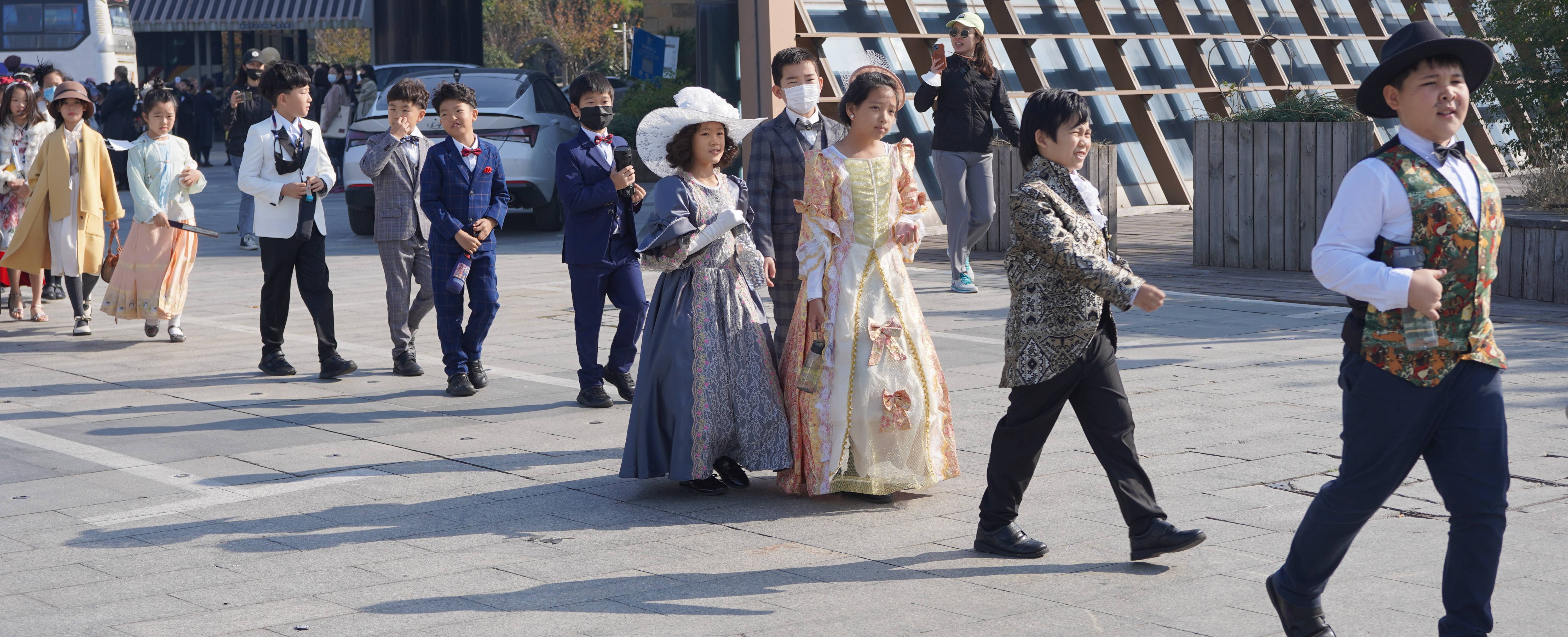 students dress up