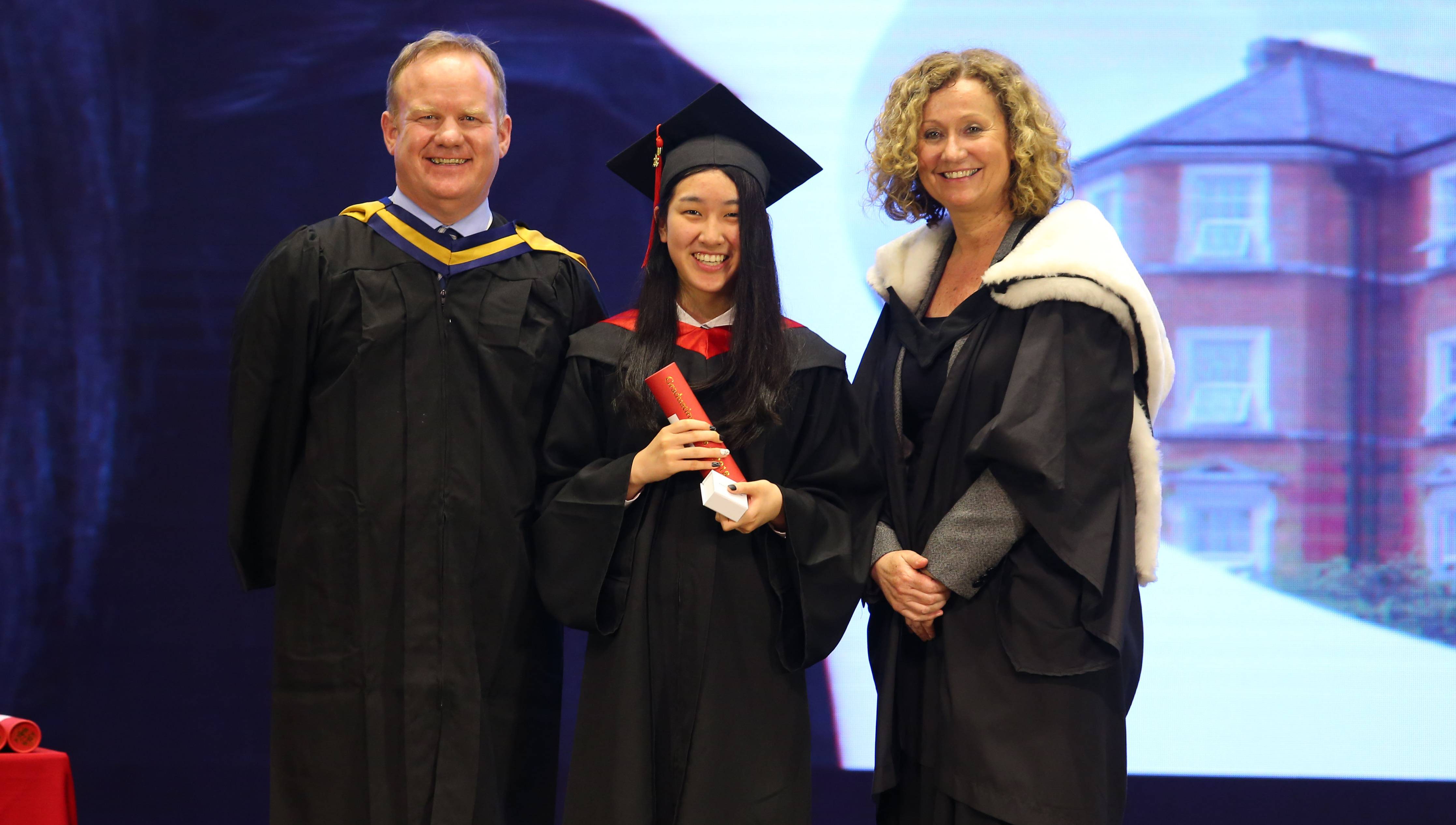 Meet Class of 2018 Alumni Jully Kim