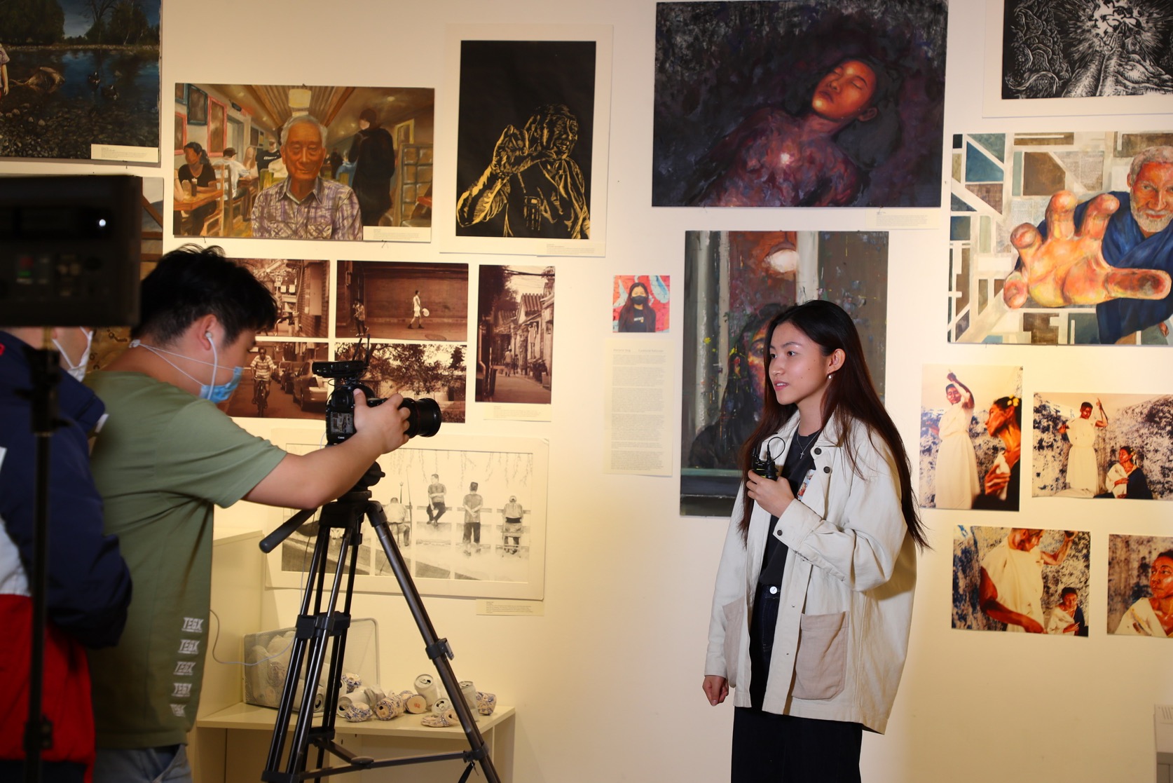 北京德威IB艺术展 - 学生录制视频